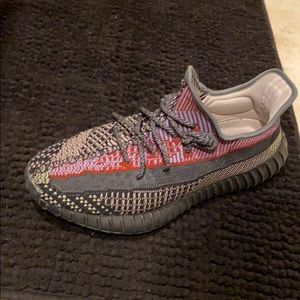 Yeezy Boost 350 V2 
“Yecheil”